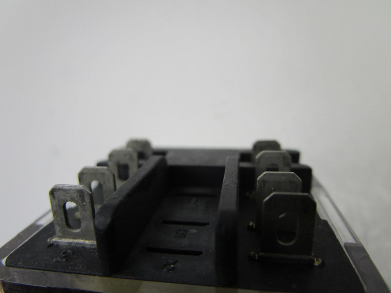 EAGLE SIGNAL 30D2CA120 RELAY 120V  UNMP