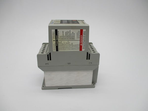 ALLEN BRADLEY 160-BA04NPS1 SER. C F/W 7.05 380-460V 4.6A UNMP