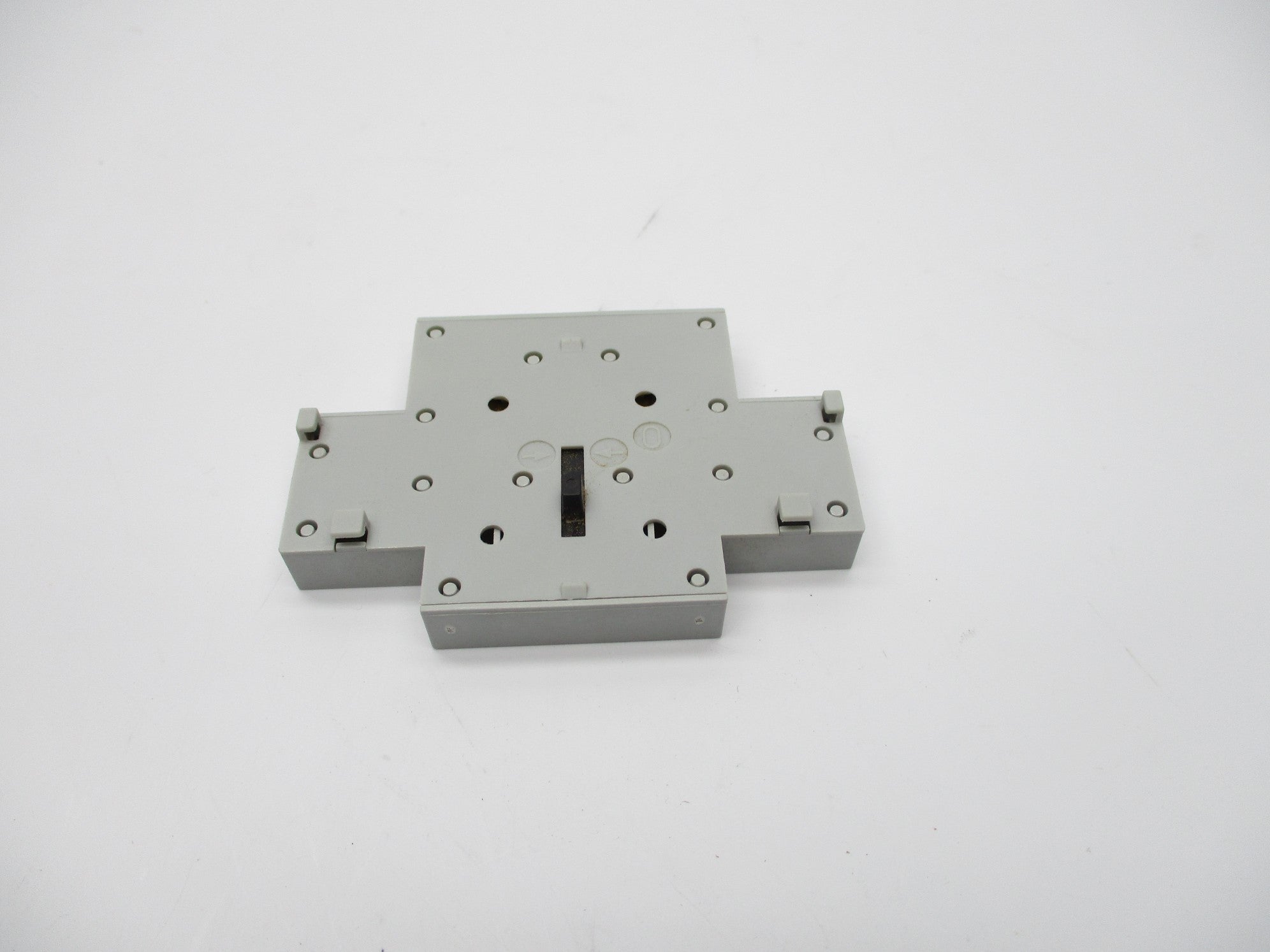 ALLEN BRADLEY 100-SA01 SER. A 600V 10A (BR/WH) NSMP