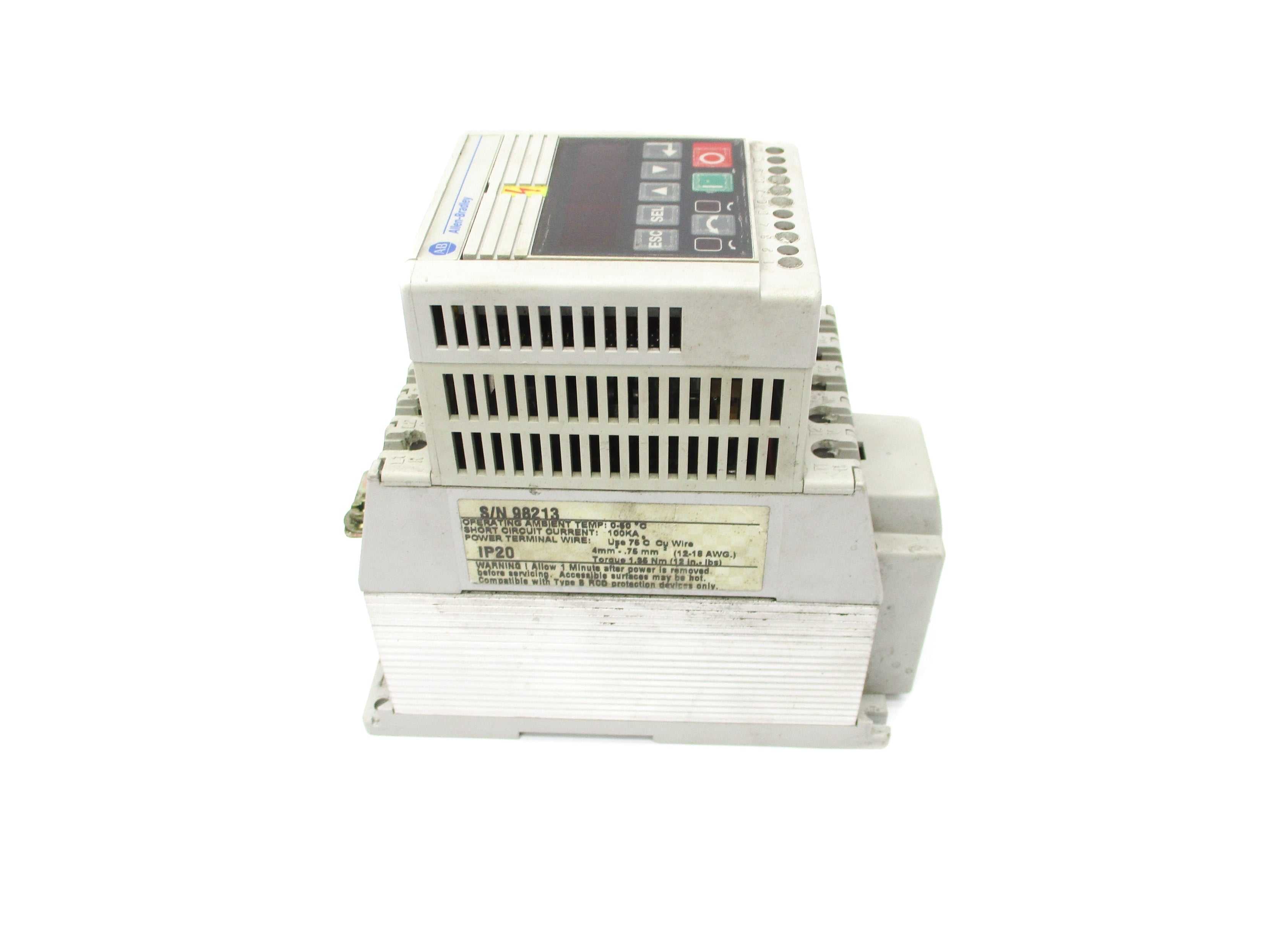 ALLEN BRADLEY 160-BA04NPS1 SER. B F/W 5.01 380-460V 4.6A UNMP