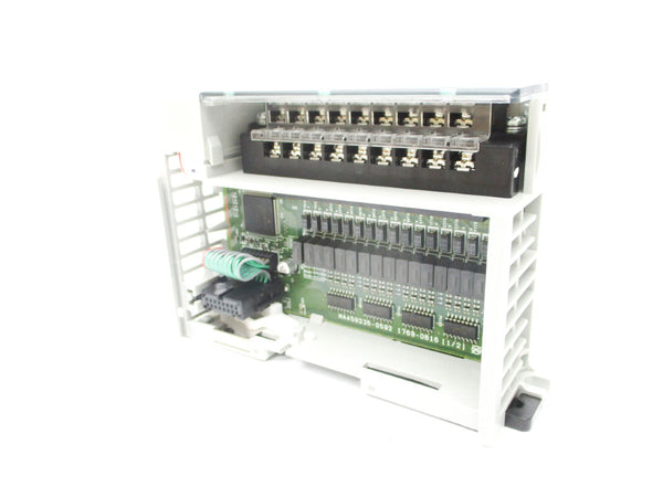 ALLEN BRADLEY 1769-OB16 SER. B F/W 3.1 24VDC NSMP