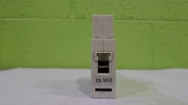 MERLIN GERIN 21403 CIRCUIT BREAKER 16A  UNMP