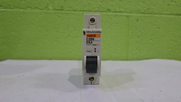 MERLIN GERIN 20853 CIRCUIT BREAKER 5A  UNMP
