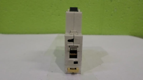 MERLIN GERIN 20854 CIRCUIT BREAKER 10A  UNMP