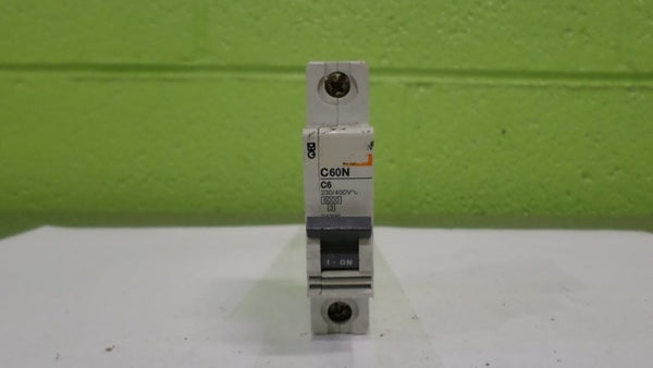 MERLIN GERIN 24399 CIRCUIT BREAKER 6A  UNMP