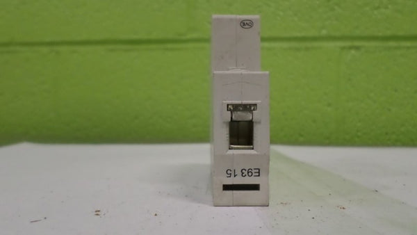 MERLIN GERIN 20051 CIRCUIT BREAKER 2A  UNMP