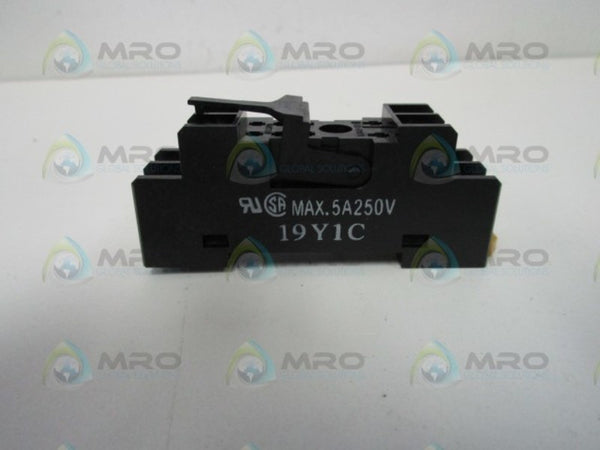 IDEC 19Y1C RELAY SOCKET  NSNP
