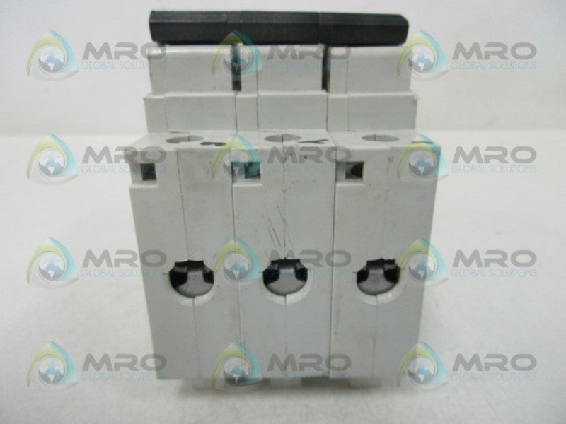SQUARE D QO332EC10 CIRCUIT BREAKER 32A  UNMP
