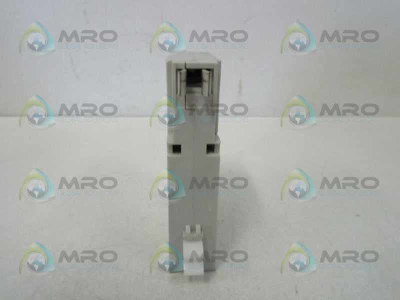 SQUARE D QO132EC10 CIRCUIT BREAKER 32A  UNMP