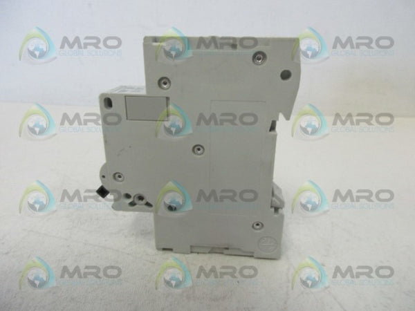 MERLIN GERIN 17417 CIRCUIT BREAKER 30A  UNMP