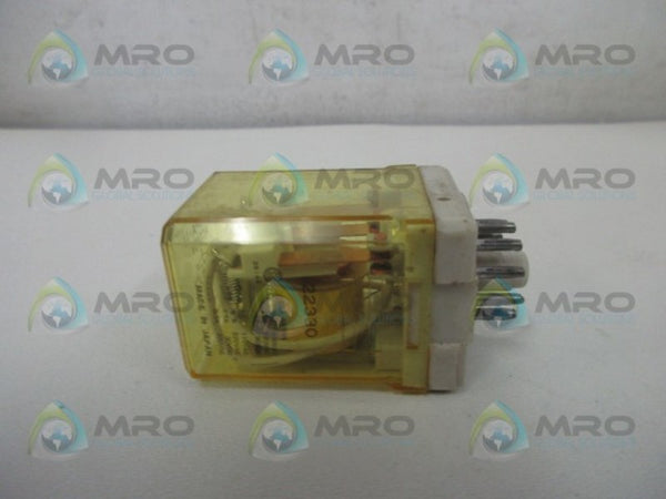 IDEC RR3PA-U RELAY 240VAC  UNMP