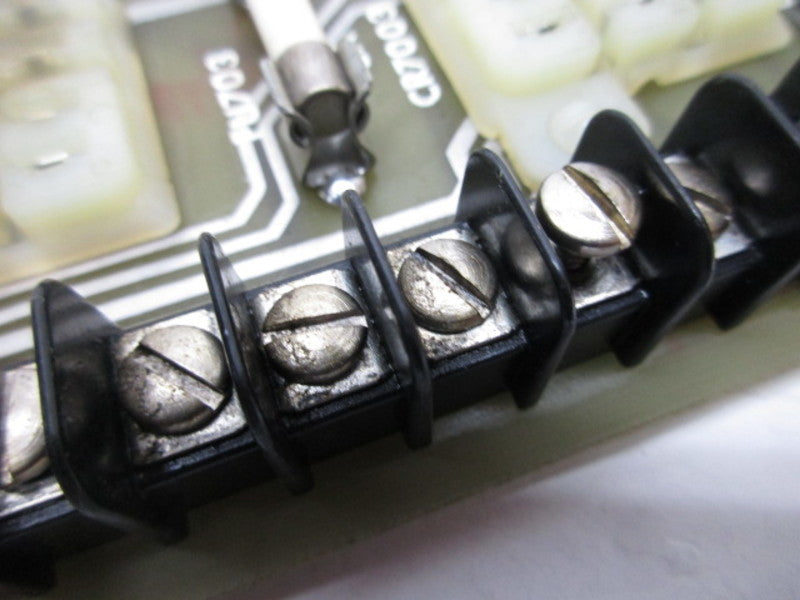 HARRIS 1010352 RELAY BOARD  UNMP