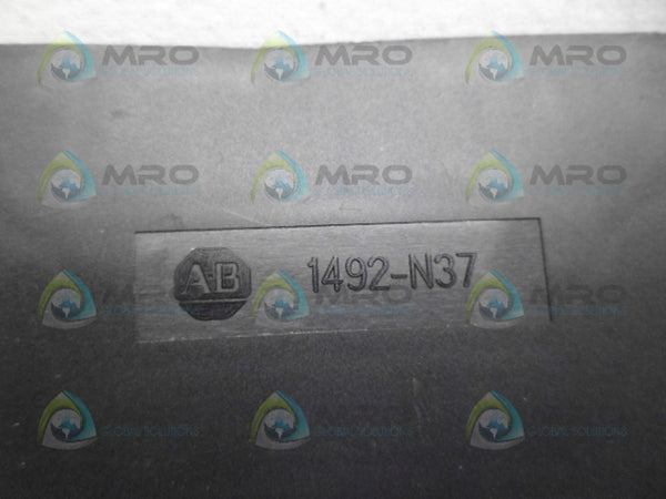 ALLEN BRADLEY 1492-N37 END BARRIER UNMP