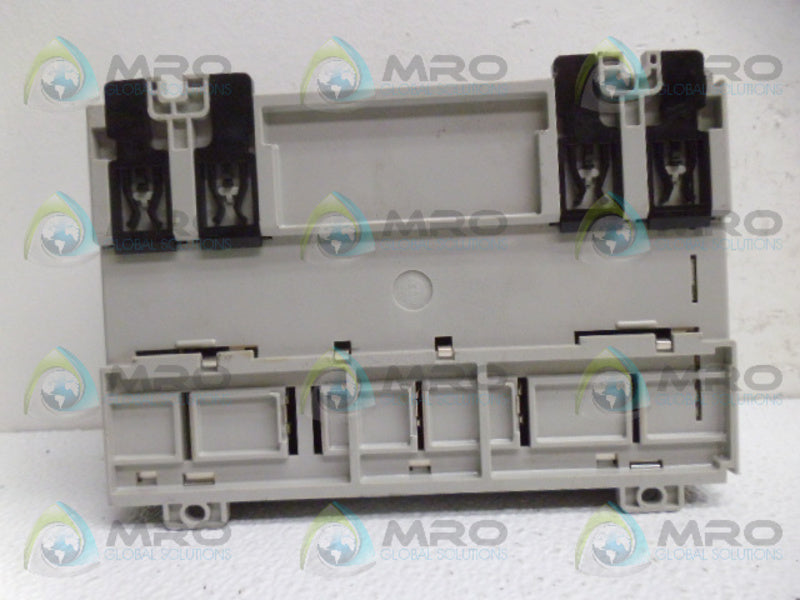 ALLEN BRADLEY 1769-L23E-QB1B SER. A F/W 1.016 CONTROLLER UNIT UNMP