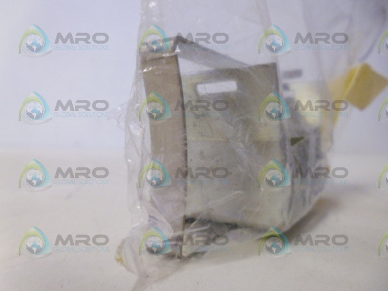 AGASTAT ECR0133001 RELAY LOCKING STRAPS NSMP