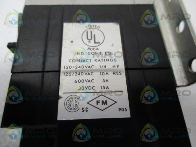 AGASTAT 7022EH TIME DELAY RELAY 3-30 MIN. UNMP