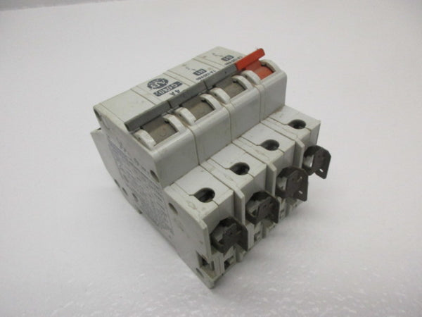 ALLEN BRADLEY 1492-CD2G040 SER. A CIRCUIT BREAKER  UNMP