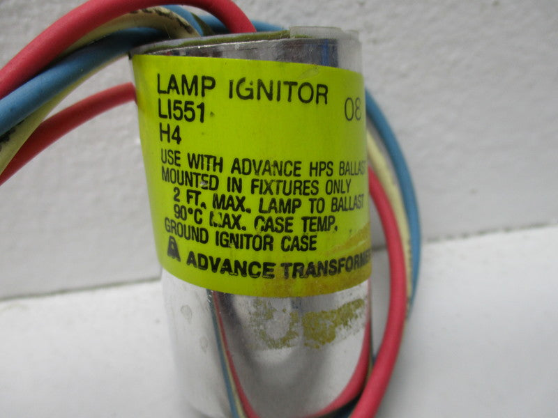 ADVANCE TRANSFORMER L1551  UNMP
