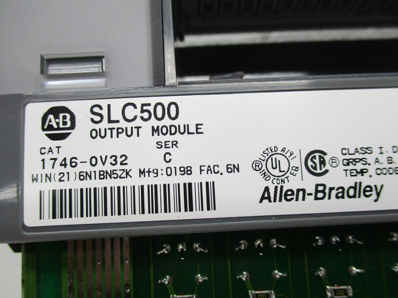 ALLEN BRADLEY 1746-OV32 SER.C UNMP