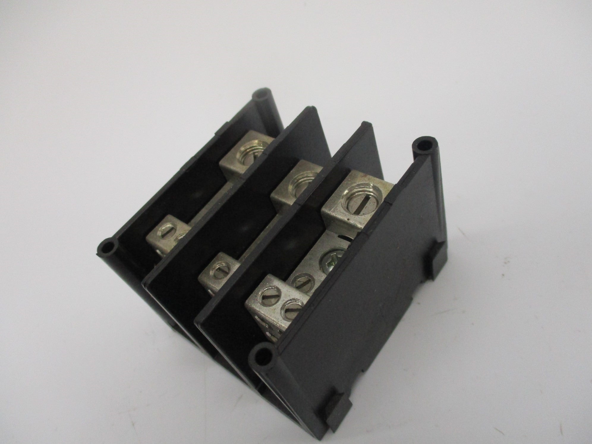 ALLEN BRADLEY 1492-PDM3141 SER. B 600V 115A NSNP