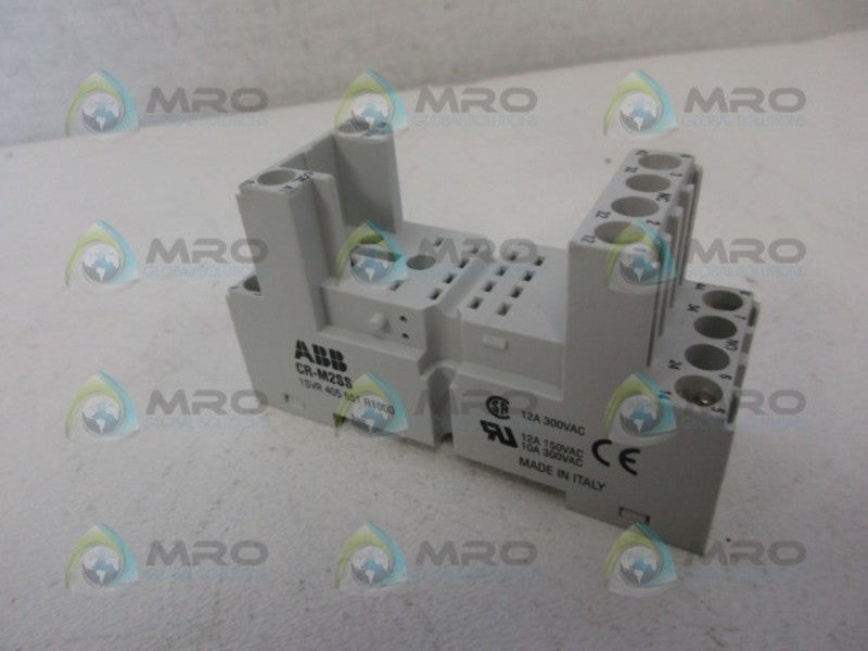 ABB CR-M2SS SOCKET RELAY NSNP