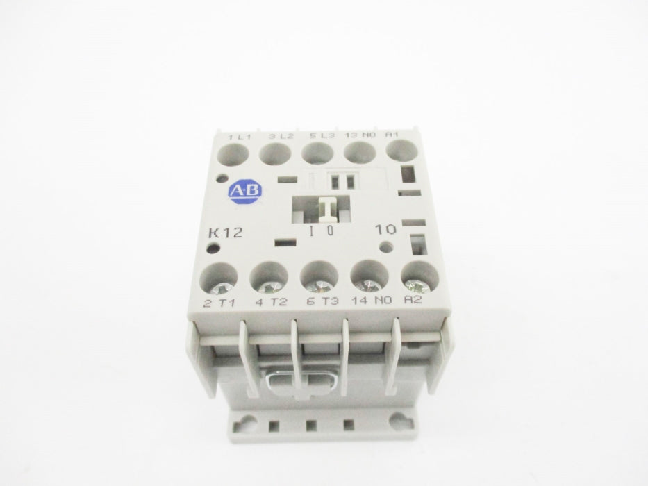 ALLEN BRADLEY 100-K12DJ10 SER. A 24VDC (WH) NSMP