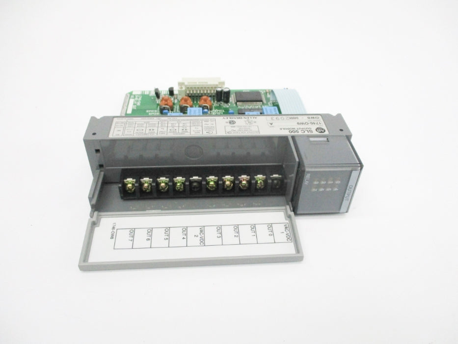 ALLEN BRADLEY 1746-OW8 SER. A 10-250VAC NSMP