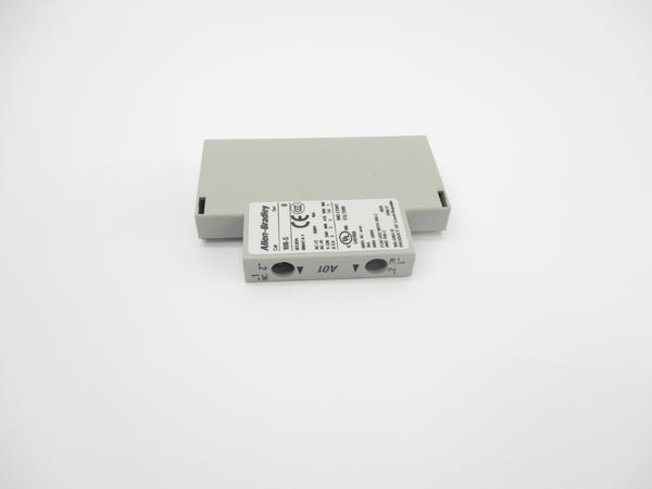 ALLEN BRADLEY 100-SA01 SER. B 600VAC 10A NSNP