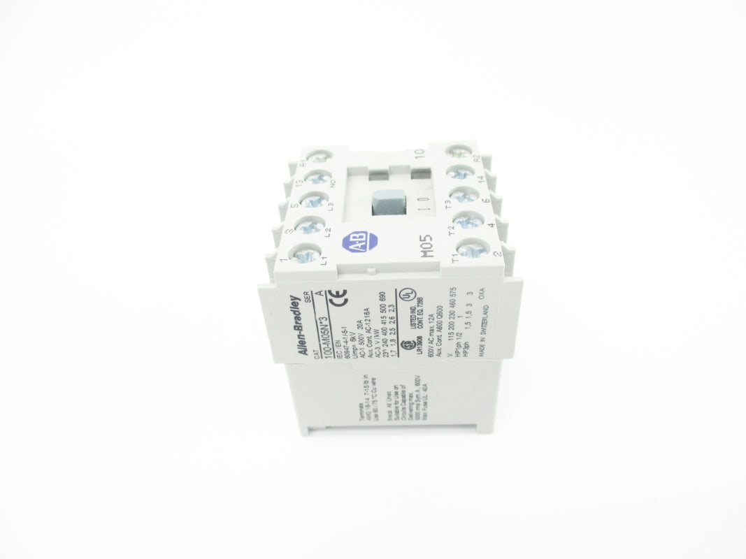 ALLEN BRADLEY 100-M05ND3S SER. A 110/120V (WH) NSMP