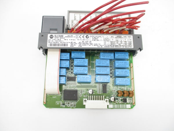 ALLEN BRADLEY 1746-OW16 SER. D 5-265VAC 7.5A UNMP