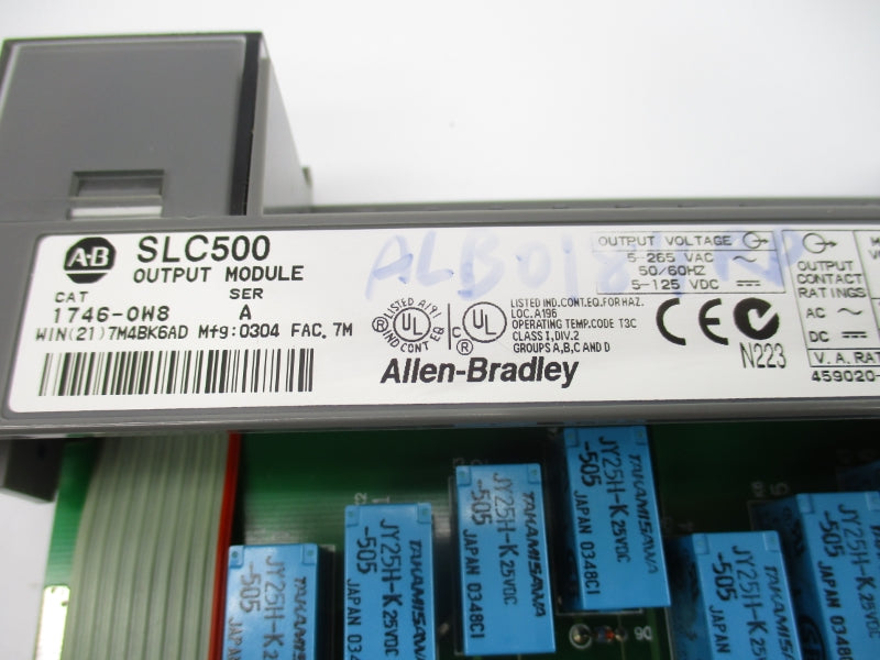 ALLEN BRADLEY 1746-OW8 SER. A 5-265VAC (NO DOOR) NSNP