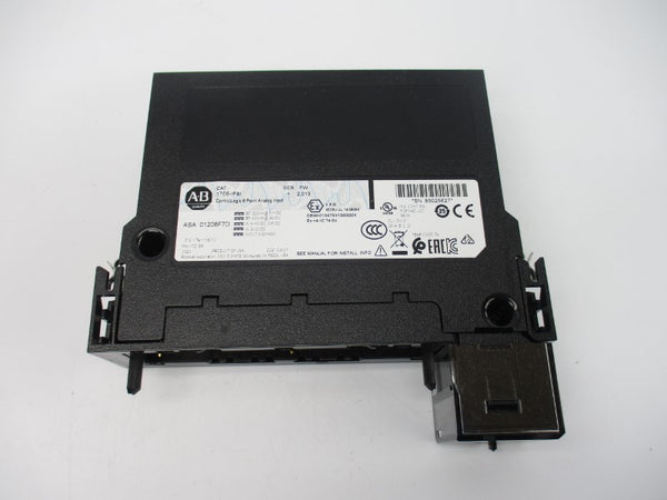 ALLEN BRADLEY 1756-IF8I SER. A F/W 2.013 24VDC (NO DOOR) NSMP