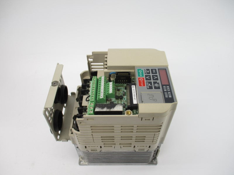 YASKAWA CIMR-VU4A0009FAA 380-480VAC 9.4/8.2A (AS PICTURED) UNMP