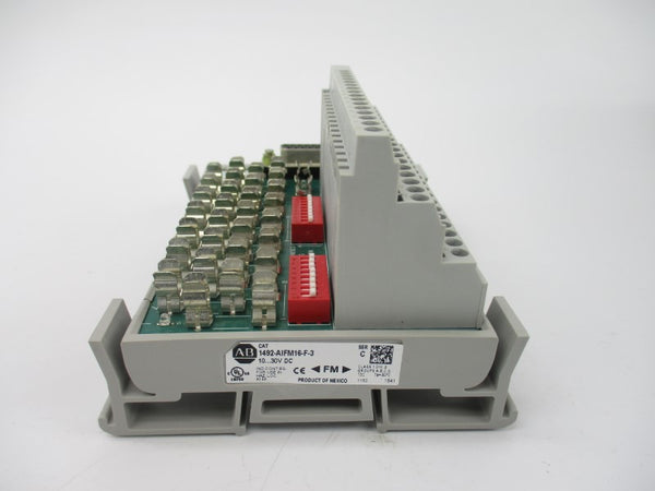 ALLEN BRADLEY 1492-AIFM16-F-3 SER. C 10-30VDC (BR/WH) NSMP
