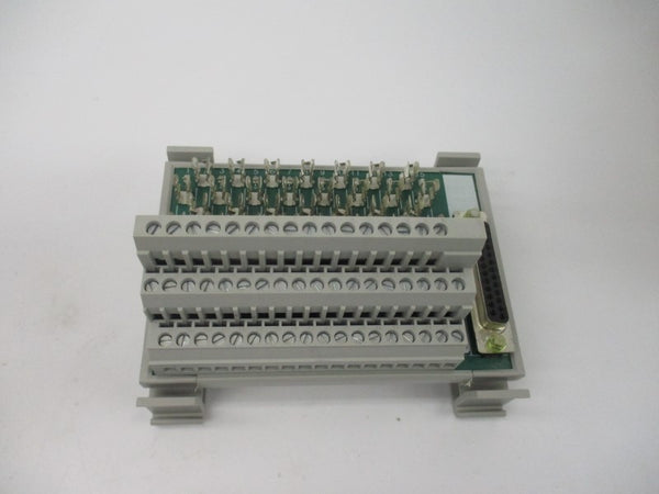 ALLEN BRADLEY 1492-AIFM16-F-3 SER. C 10-30VDC (BR/WH) NSMP