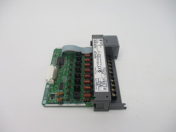 ALLEN BRADLEY 1746-OA8 SER. B 85-265VAC 1.0A (NO DOOR) NSNP
