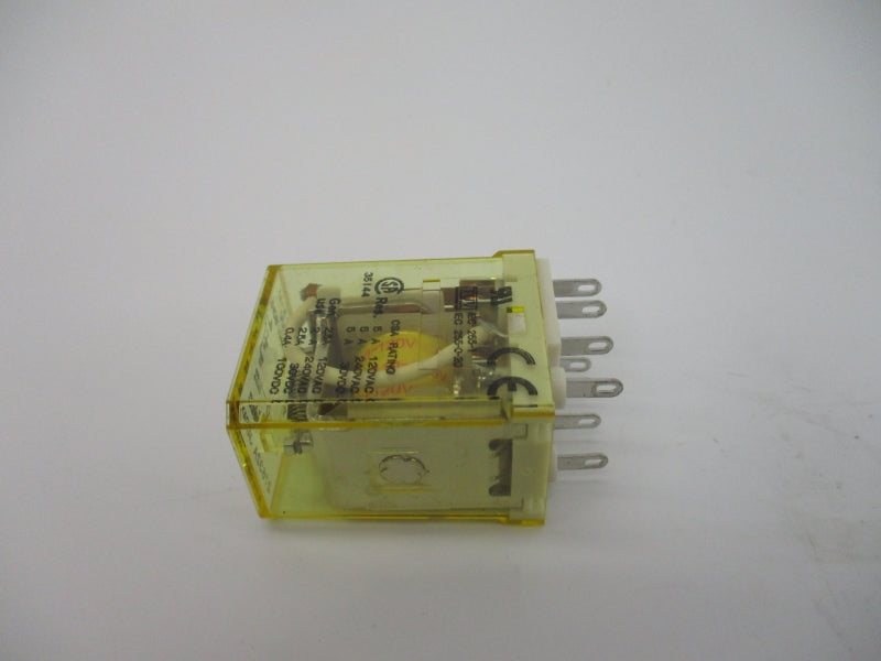 IDEC RM2S-U 110-120VAC 5A NSNP