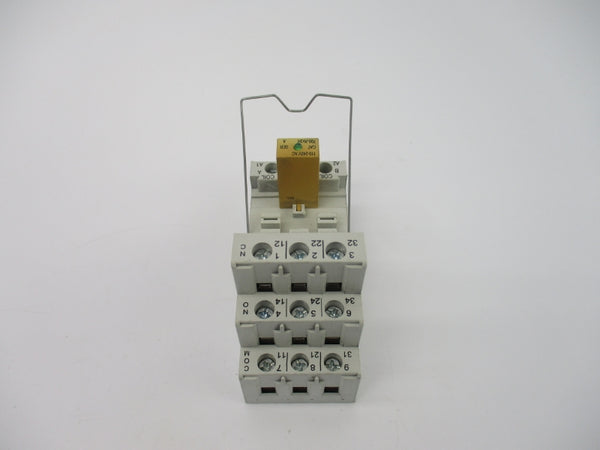 ALLEN BRADLEY 700-HN153 SER. B 300V 15A (AS PICTURED) NSNP