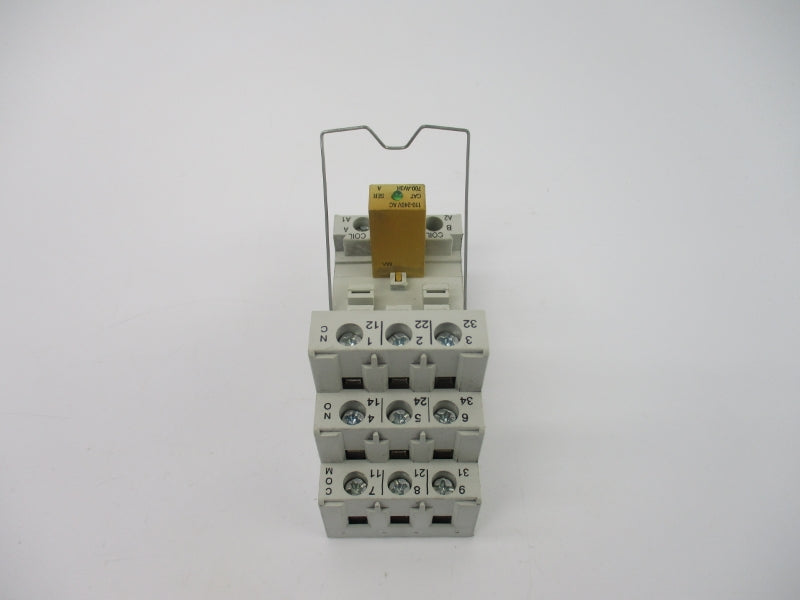 ALLEN BRADLEY 700-HN153 SER. B 300V 15A (AS PICTURED) NSNP