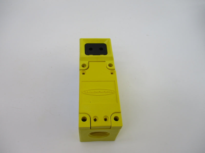 BANNER ENGINEERING F1 120V 1A NSMP