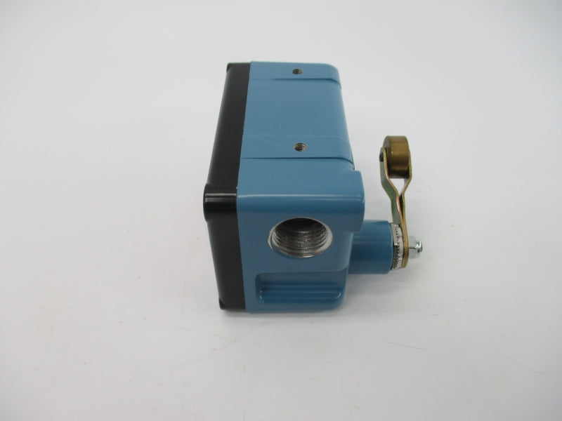 MICRO SWITCH EX-AR30 480VAC 15A NSNP