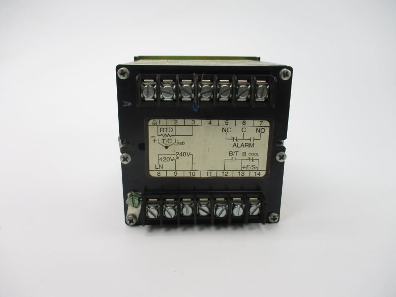 ATHENA CONTROLS 4000-B 120/240VAC 7/5A 0-1000'F NSNP