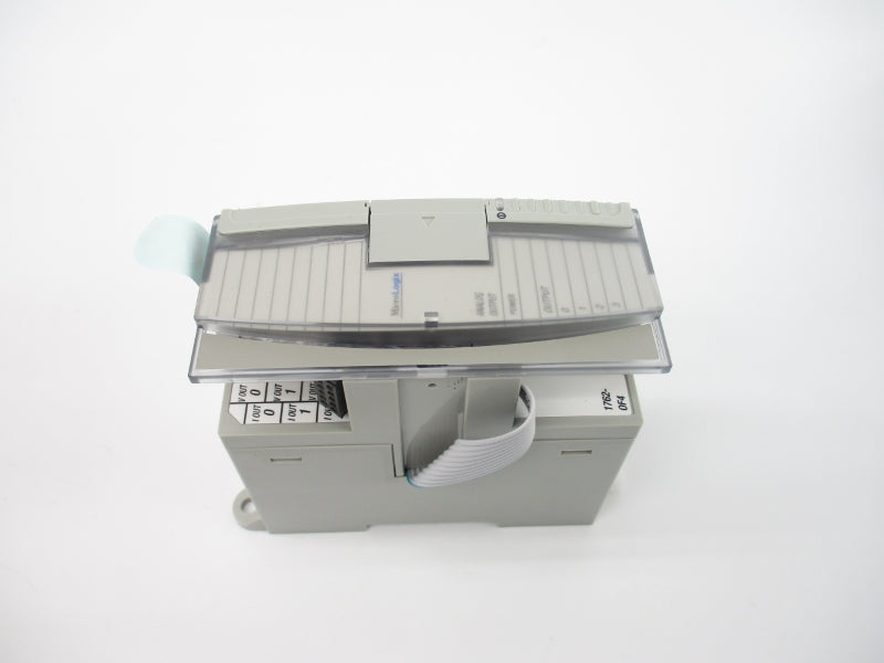 ALLEN BRADLEY 1762-OF4 SER. B F/W 1.1 24VDC 0.165A NSMP