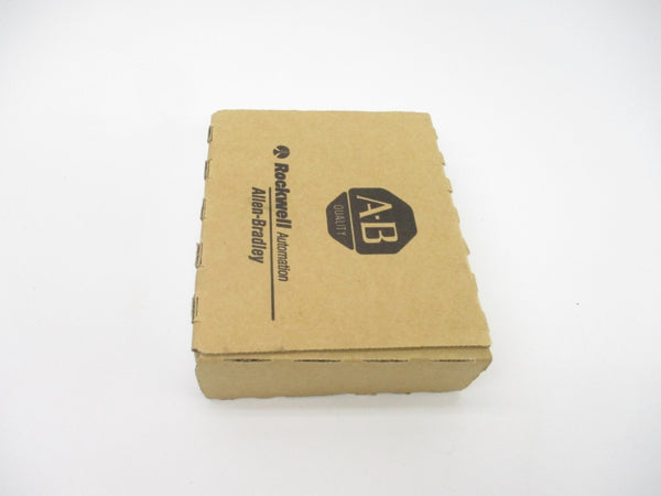 ALLEN BRADLEY 1769-OB16P SER. B F/W 3.1 24VDC DATE: 2012 NSMP