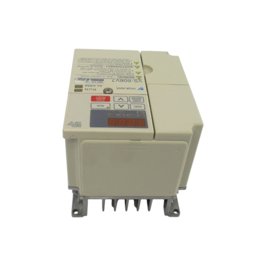 YASKAWA CIMR-V7CC40P4 380-460V 2.4A NSNP