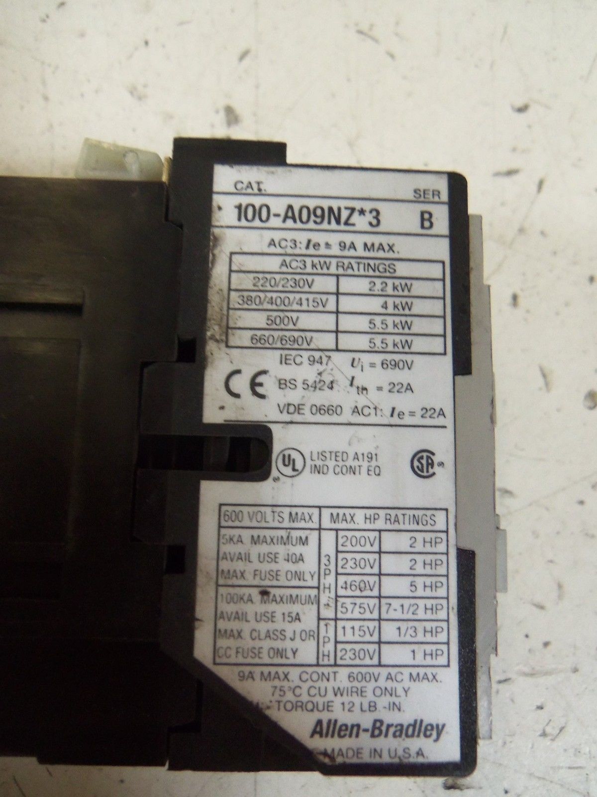 ALLEN BRADLEY 100-A09NZ3 SER. B 24VDC  UNMP