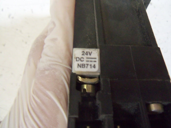 ALLEN BRADLEY 100-A09NZ3 SER. B 24VDC  UNMP