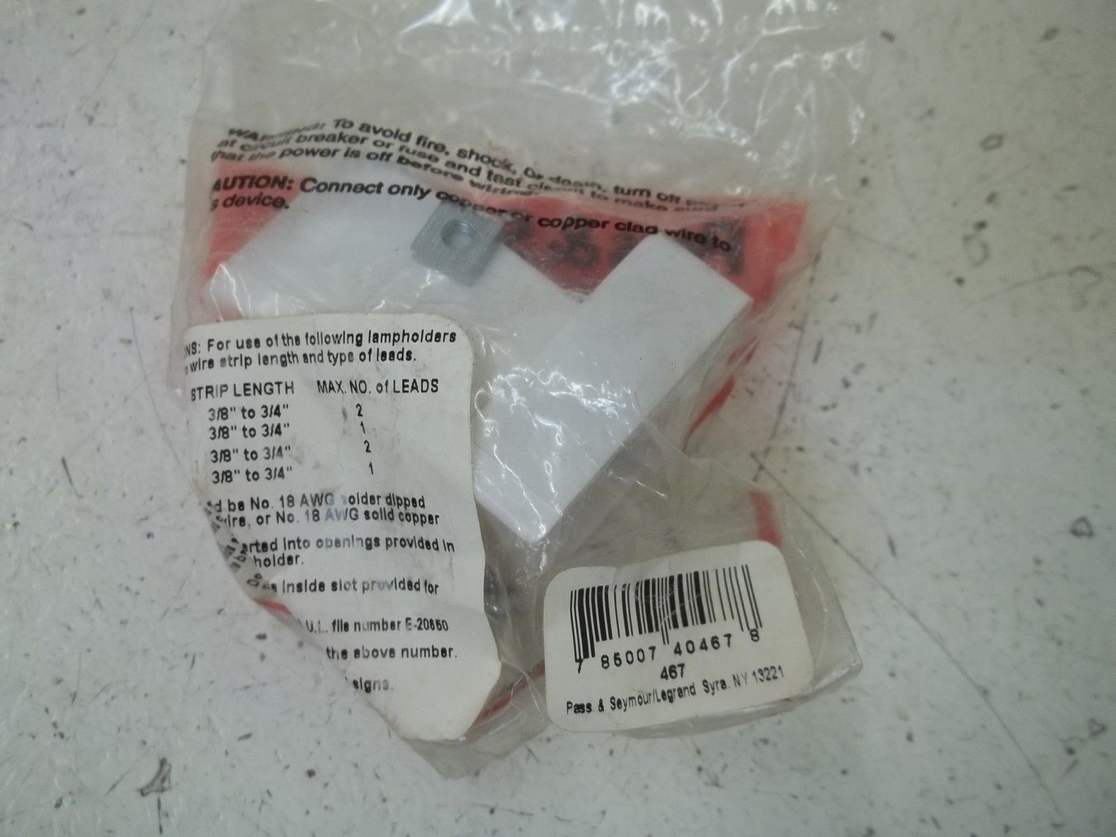 LOT OF 7 PASS & SEYMOUR 467 FLUORESCENT LAMPHOLDER 660W 600V NSMP