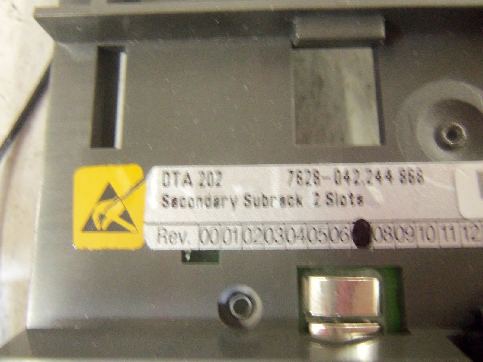 AEG MODICON DTA202/AS-HDTA-202 2-SLOT SECONDARY SUBRACK NSMP