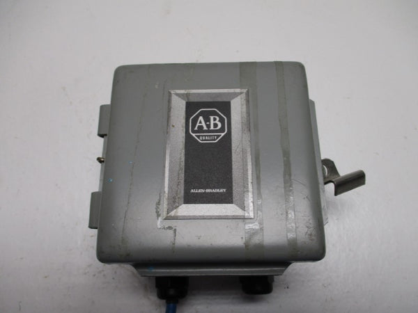 ALLEN BRADLEY 1770-SC STATION CONNECTOR (AS PICTURED)  UNMP